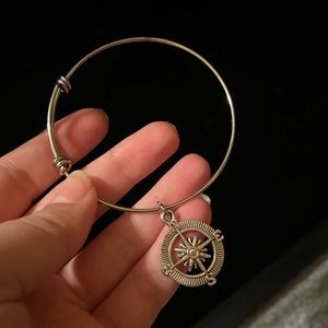 🦋 FINAL PRICE Compass Charm Bracelet